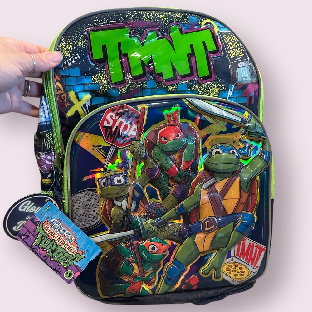 Kids Tales Of The Teenage Mutant Ninja Turtles 3D Glow In The Dark Backpack - Picture 4 of 10